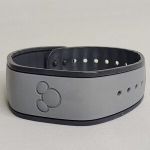 Disney Magic Bands Gray "Eric" Mickey Mouse Park Admission Band ID Bracelet